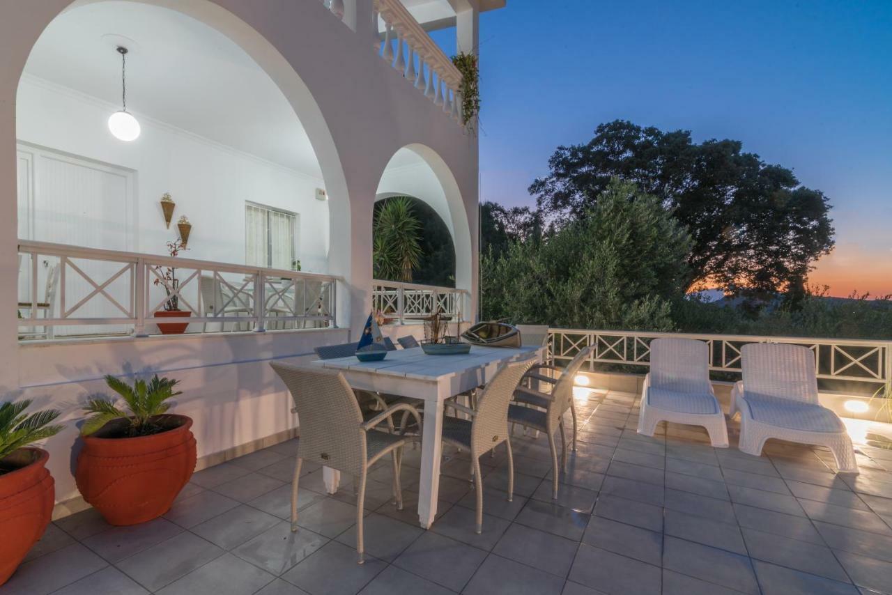 Amalia Country House Ano Yerakarion Екстер'єр фото